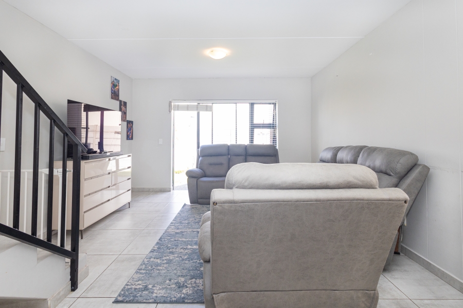 To Let 2 Bedroom Property for Rent in Stonewood Security Estate Western Cape